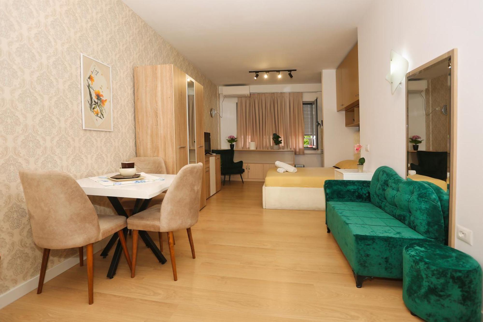 Cozy Near Square 21 Tirana